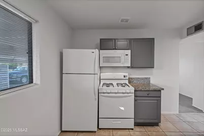 5632 E Mabel Street, Tucson, AZ 85712 - Photo 7