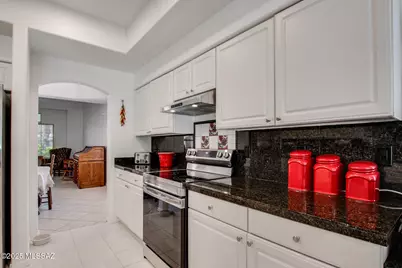 8279 N Westcliff Drive, Tucson, AZ 85743 - Photo 9