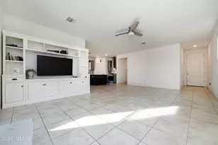 12367 N Sutter Dr, Marana, AZ 85653 - Photo 9