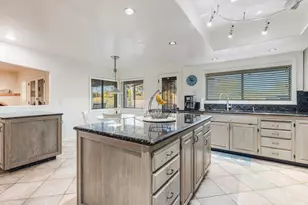 7330 N Michelle Pl, Tucson, AZ 85704 - Photo 13