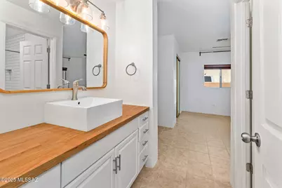 933 N Columbus Boulevard, Tucson, AZ 85711 - Photo 17