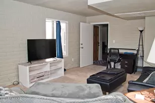 8450 E Old Spanish Trail, Tucson, AZ 85710 - Photo 11