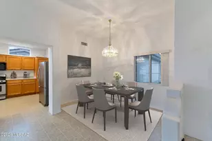 2065 E Bighorn Mountain Dr, Oro Valley, AZ 85755 - Photo 13