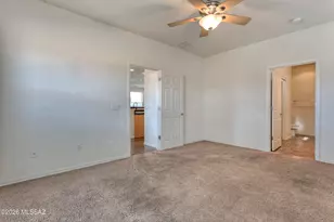 686 W Shadow Wood St, Green Valley, AZ 85614 - Photo 13