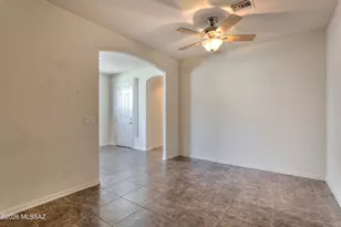686 W Shadow Wood St, Green Valley, AZ 85614 - Photo 17