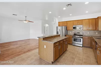 13885 E Camino Costa Teguise, Vail, AZ 85641 - Photo 11