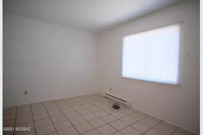 2462 N Balboa Avenue, Tucson, AZ 85705 - Photo 13