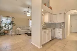 7956 N Panamint Dr, Tucson, AZ 85743 - Photo 13