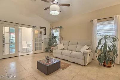 7956 N Panamint Drive, Tucson, AZ 85743 - Photo 11