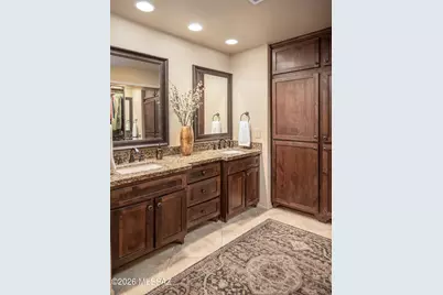 1721 E Chalk Creek Court, Oro Valley, AZ 85755 - Photo 7