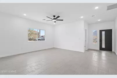 1830 Circulo Canada, Rio Rico, AZ 85648 - Photo 7