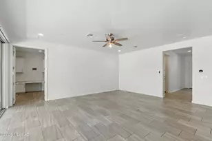 10198 E Boulder Hop Trl, Tucson, AZ 85747 - Photo 11