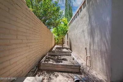 3668 N River Canyon Road, Tucson, AZ 85750 - Photo 27