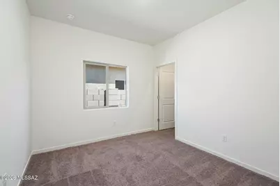 7281 W Cottage Farm Way, Tucson, AZ 85757 - Photo 9