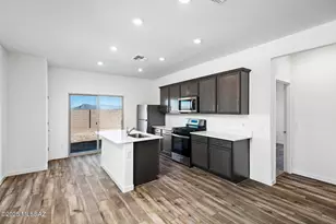 7613 S Starrush Dr, Tucson, AZ 85757 - Photo 5