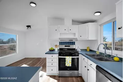 7697 N Steele Drive, Tucson, AZ 85743 - Photo 9