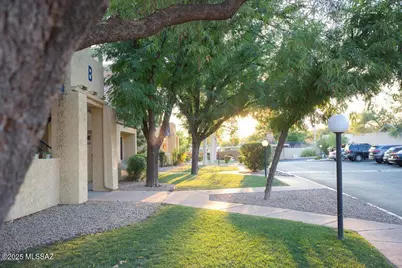 1200 E River Road #B27, Tucson, AZ 85718 - Photo 37