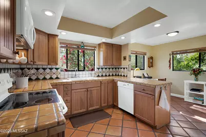 7552 N Palm Circle, Tucson, AZ 85704 - Photo 25