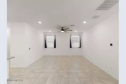 7996 S Golden Bell Drive, Tucson, AZ 85747 - Photo 15