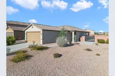 7996 S Golden Bell Drive, Tucson, AZ 85747 - Photo 1