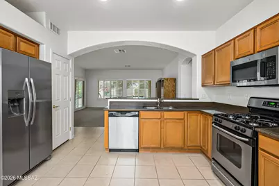 941 N Desert Deer Pass, Green Valley, AZ 85614 - Photo 13