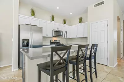 13711 N Bushwacker Place, Oro Valley, AZ 85755 - Photo 15