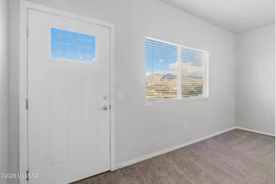 173 E Stone Court, Tucson, AZ 85705 - Photo 9