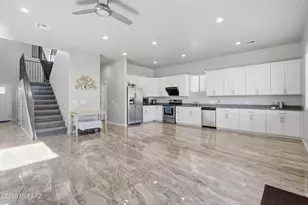 173 E Stone Ct, Tucson, AZ 85705 - Photo 3