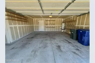 9011 E Weyburn Drive, Tucson, AZ 85730 - Photo 33