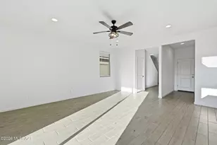 4722 E Julian Wash Dr, Tucson, AZ 85706 - Photo 11