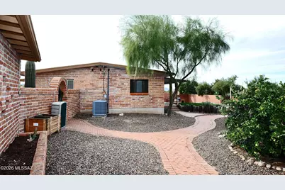 5625 N Genematas Drive, Tucson, AZ 85704 - Photo 35