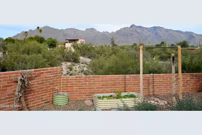5625 N Genematas Drive, Tucson, AZ 85704 - Photo 7