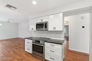 9840 N High Meadow Trail, Tucson, AZ 85742 - Photo 23