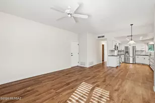 9840 N High Meadow Trail, Tucson, AZ 85742 - Photo 19