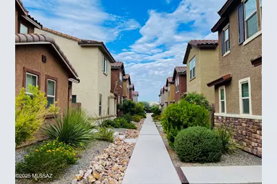 1047 E Descent Street, Tucson, AZ 85719 - Photo 3