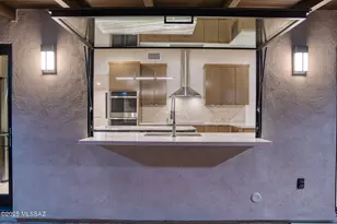 1502 E Indian Wells Rd, Tucson, AZ 85718 - Photo 21