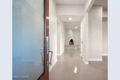 1502 E Indian Wells Road, Tucson, AZ 85718 - Photo 15