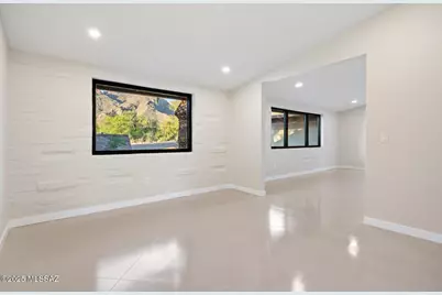 1502 E Indian Wells Road, Tucson, AZ 85718 - Photo 19