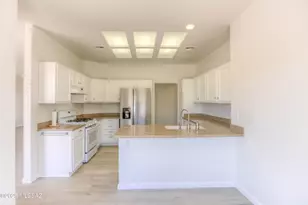 2312 E Coreopsis Way, Oro Valley, AZ 85755 - Photo 7