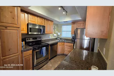 6651 N Campbell Avenue #240, Tucson, AZ 85718 - Photo 9