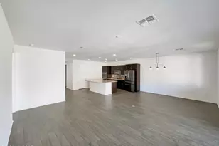 11104 W Dawnlight Dr, Marana, AZ 85653 - Photo 3