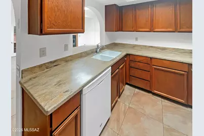 2016 S San Vincent Drive, Green Valley, AZ 85614 - Photo 9