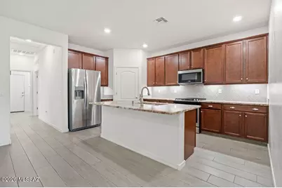 8642 N Genoa Court, Tucson, AZ 85742 - Photo 5