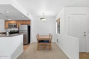 101 S Players Club Dr, Tucson, AZ 85745 - Photo 9