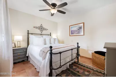 841 W La Calandria, Green Valley, AZ 85622 - Photo 17