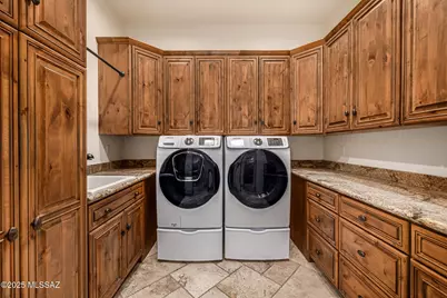 1734 E Sanctuary Cove Way, Tucson, AZ 85718 - Photo 39