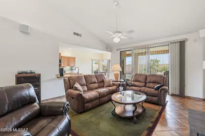 602 E Bridal Veil Falls Road, Oro Valley, AZ 85755 - Photo 11