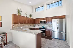 1760 W Via De La Gloria, Green Valley, AZ 85622 - Photo 11