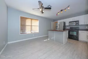 10449 E Bridgeport St, Tucson, AZ 85747 - Photo 7