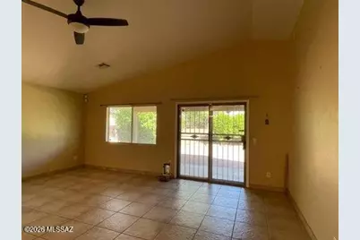 7736 N Sun Flair Drive, Tucson, AZ 85741 - Photo 9